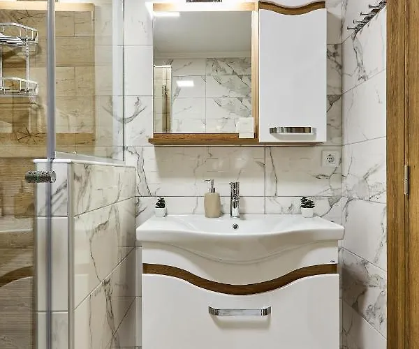 아파트 Aqualux 2 소코 반자